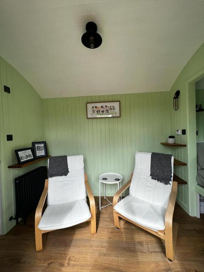 シェフツベリー The Benett Arms Bed & Breakfast エクステリア 写真