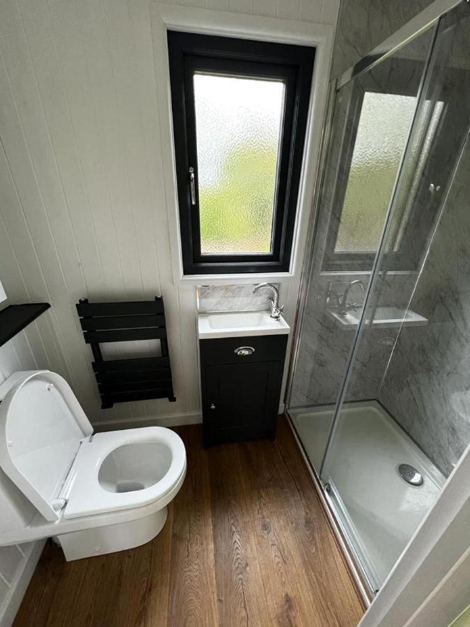 シェフツベリー The Benett Arms Bed & Breakfast エクステリア 写真